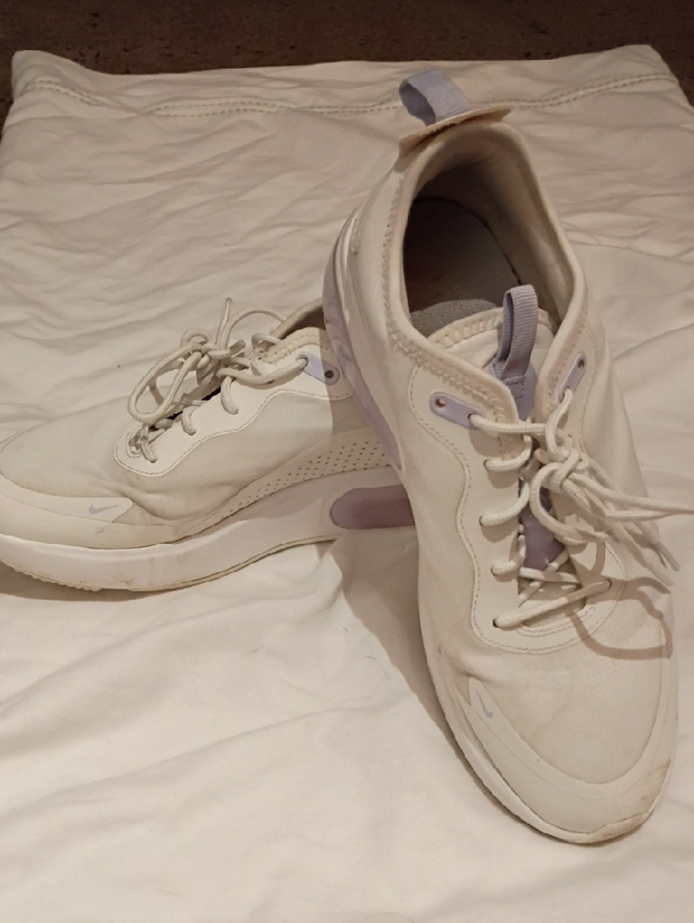 Used Nike Air Max Dia White With Lavender women's Size 8.5